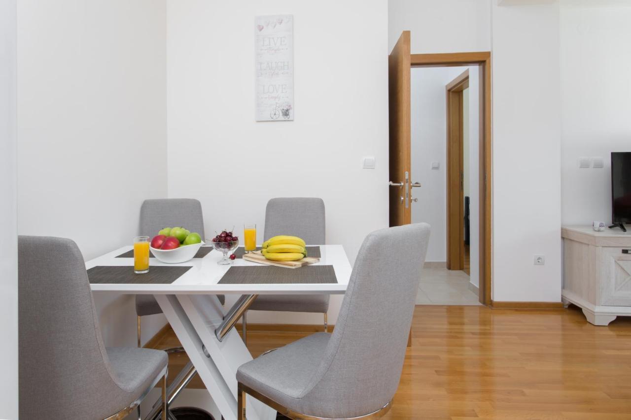 Perla Di Boka Apartamento Baošići Exterior foto