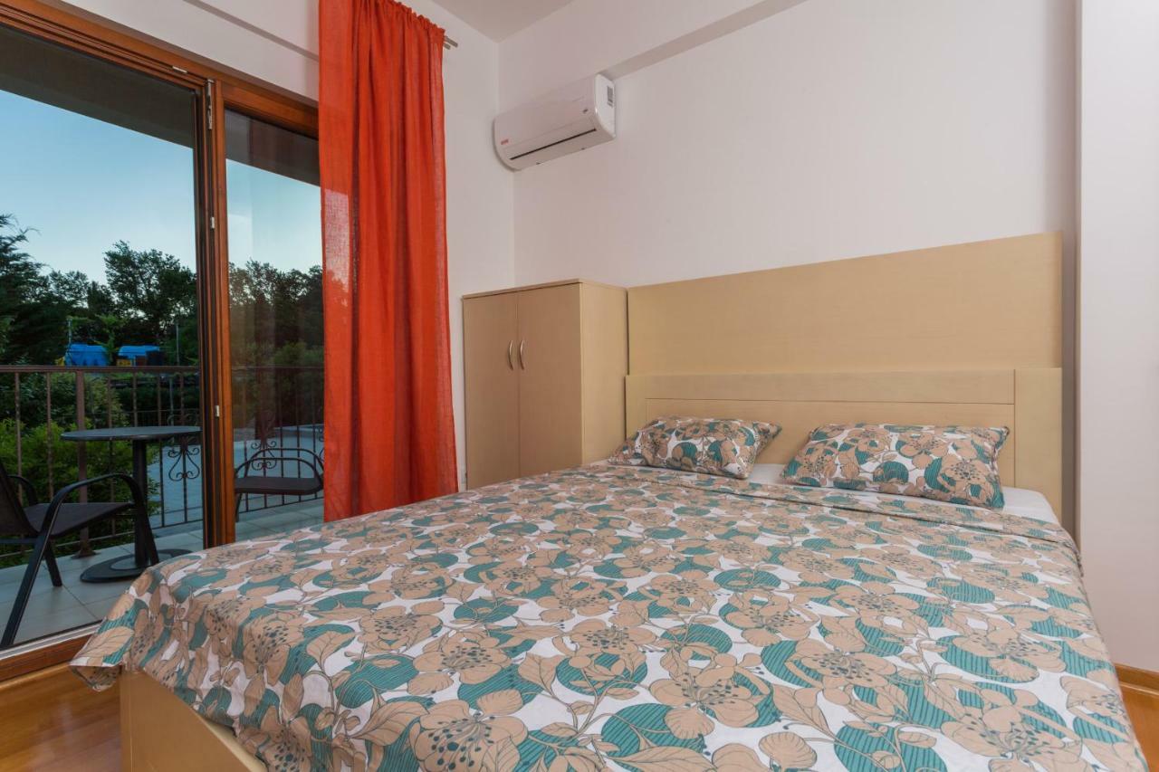 Perla Di Boka Apartamento Baošići Exterior foto