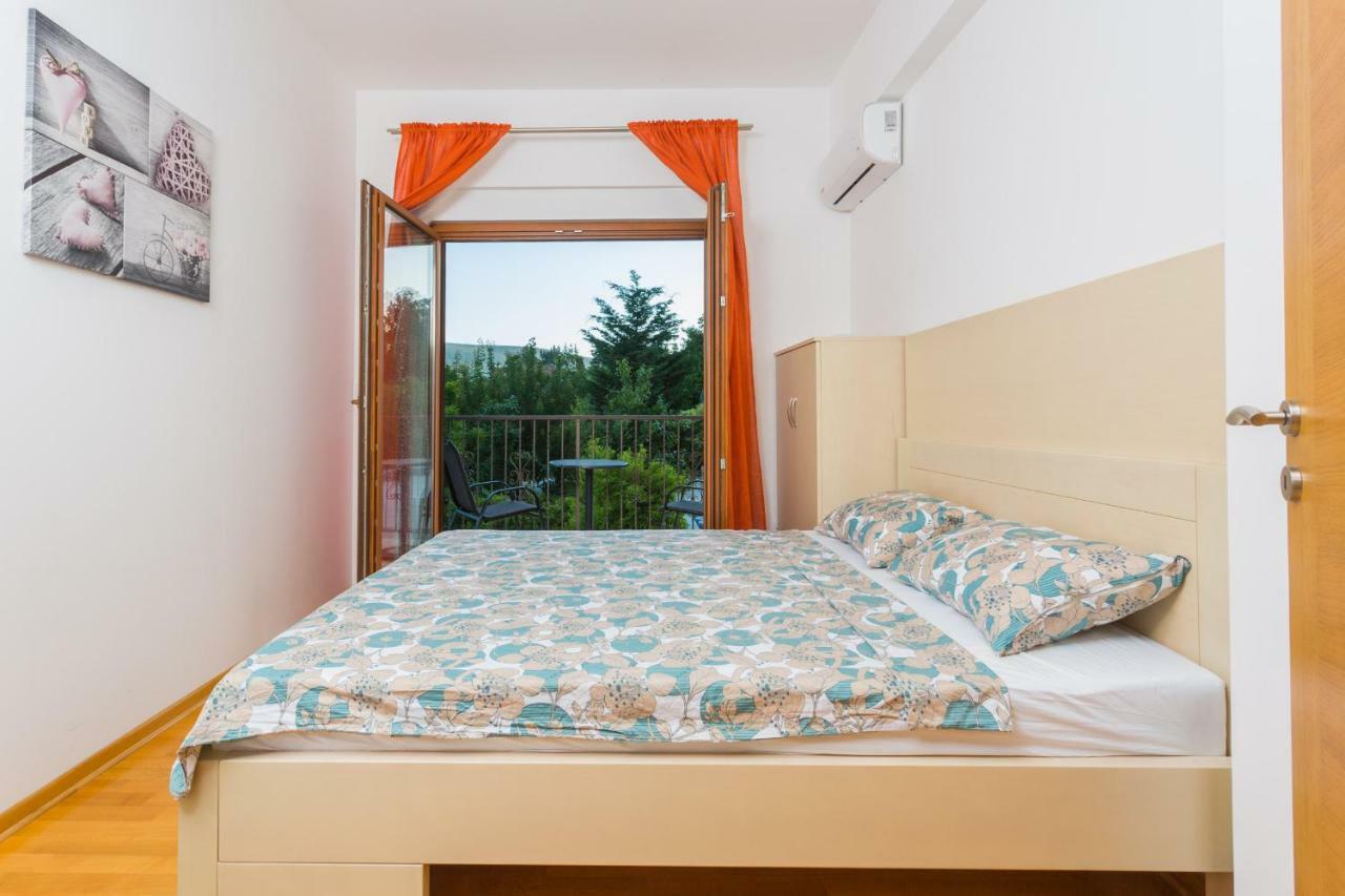 Perla Di Boka Apartamento Baošići Exterior foto