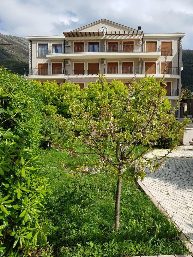 Perla Di Boka Apartamento Baošići Exterior foto