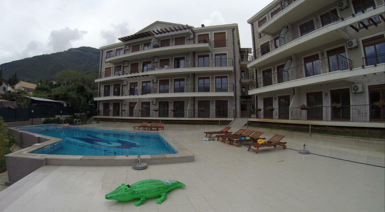 Perla Di Boka Apartamento Baošići Exterior foto